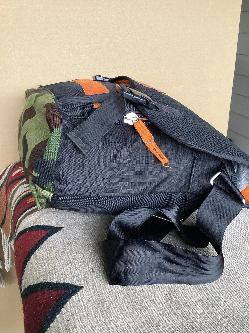 Parcel New York brown camo messenger bag rugged nylon commuter bag